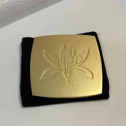 Designer-Spiegel, Orchideen-Stahldruck, Gold-Schönheitsspiegel, praktischer tragbarer kleiner Spiegel, Geschenk für Frauen, einseitiger Spiegel mit schwarzer Schutztasche, 6 x 6 cm