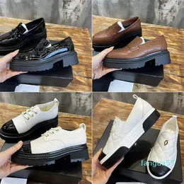 2023-Designer Ayakkabı Moda Loafers Moccasins Kadın Ayakkabı Klasik Calfskin Loafer Gündelik Stil Deri Ayakkabı Boyutu 35-41