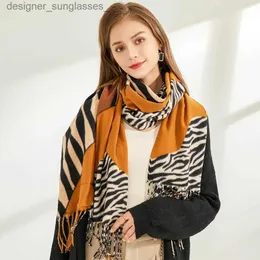 スカーフ2023ファッション冬の女性のためのカシミアスカーフ70*190cmヒョウ印刷暖かいパシュミナShl la wr tassel scarvesl231101