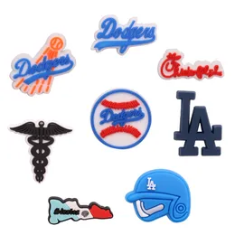 MOQ 20 Pcs PVC Dos Desenhos Animados Esporte Beisebol Sapato Encantos Fivela Clog Botões Pinos Pulseira Pulseira Decoração Peças de Sapato Acessórios Partido Favor Pins