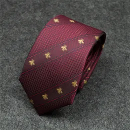 SS2023 Fashion Designer Mens Silk Neck Ties Kinny Slim smal polka prickade brev Jacquard Woven Slipsar Handgjorda i många stilar med ruta 8881S8