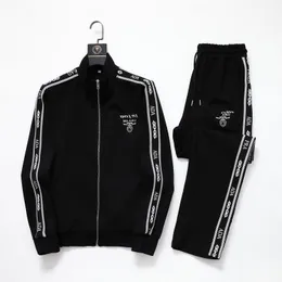 1 Herrspårsdräkter Designer Mens Tracksuit Luxury Men Sweatsuits Lång ärm klassisk modeficka som kör casual man kläder kläder byxor jacka två bit zp09