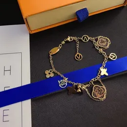 디자이너 팔찌 체인 럭셔리 팔찌 금 팔찌 골드 도금 패션 유행 Pulsera Lock Flower Letter 펜던트 다이아몬드 Cjeweler Love Charms Bracelets