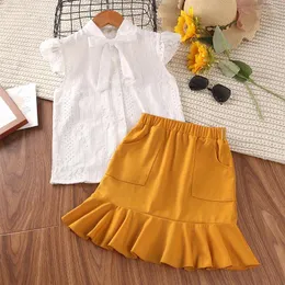 衣料品セット2023夏の女の女の子の子供のための2pcs短袖のトッププラスドレスパンツスーツ
