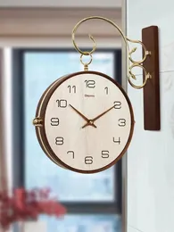 Zegarki kieszonkowe bezpłatne solidne drewniane zegar i nowoczesny orzech domowy domek twórcza podwójna ściana