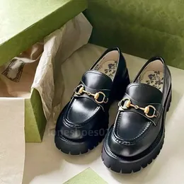 Designer Italia marchi vendita calda mocassini in pelle marca muller casual pantofola monolito moda di alta qualità Princetown signore casual muli di pelliccia mocassini piatti