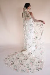 Secret Garden Floral Bridal Wedding Weslay 2023 Designer Haftery Flower Jedobarstwowy letni jesień Zasilanie na pannę młodą na wykonane bohemijska mantilla katedralna Mantilla