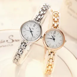 Armbanduhren Uhr für Damen, Damenuhren, Studentinnen, Stahlband, Armband, elektronisches Quarz, einfache Modeuhren.
