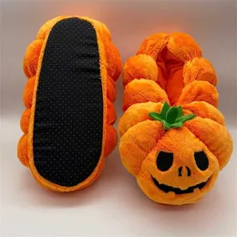 Pantofole di zucca esplosive di Halloween Pantofole di peluche di zucca 231007