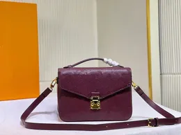 Messenger väska lyxväskor designer axelväskor kvinnor crossbody väska 40780 blomma pressad handväska högkvalitativ fickd lady shopping väska designers koppling handväska