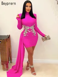 Temel gündelik elbiseler Beypern güzel işlemeli bodycon mini elbise kadınlar için uzun kayışlar davet etmek rhinestone parti elbise doğum günü kıyafetleri clubwear 231101