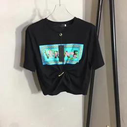 Kadın Artı Boyutu T-Shirt Yaz Rahat Tasarımcı Giyim Kadın T Gömlek Kısa Kollu Beyaz Siyah Renk Yuvarlak Boyun Mektup Baskı Üst Tee Kadın Rahat Gevşek Streetwear