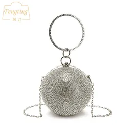 Shoppingväskor silver mini runda boll kvällspåsar för kvinnor mode diamanter koppling damer messenger kedja handväska ftb166