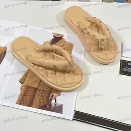 Damskie klapki flip-flops płaskie sandały sprzęt metalowy klamra seksowna platforma sukienka sukienka luksusowy projektant miękki komfortowy plaż