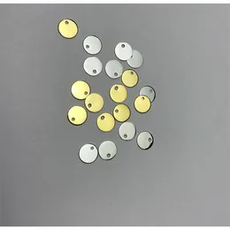 チャームmylongingcharm 50pcs-8mm薄いディスク0.7mm厚さレーザー彫刻型カスタムデザインまたは-mirror研磨チャームタグ231031