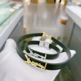 Original Designerinnen Frauen echtes Leder schwarzer Buchstaben y Choker Halskette Armband 750 Edelstahl Liebe Sier Gold Gravel Schmucksets Weihnachtsgeschenk