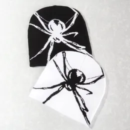 Berets 2023 Kniting Spider Web Hat dla mężczyzn Kobiety pulower pali czapka y2k goth ciepłe czapki czapki hip-hop