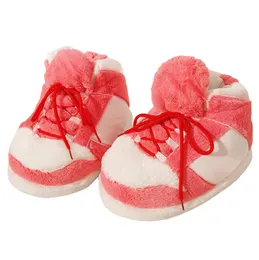Ciment Look Alike Sneaker Slippers: Kicks Intérieur En Peluche