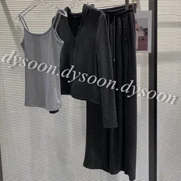 Conjuntos de roupas femininas de 3 peças com top estilingue calças de manga comprida tamanho SML 25309 com saco de pó