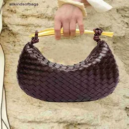 Sardina BottegassVenetas Bolsas Pequeño Diseño Otoño e Invierno Nuevo 2023 Sardina Bolsa Tejida Cuero Portátil Casual Versátil Mujer Dumplings Messenger frj