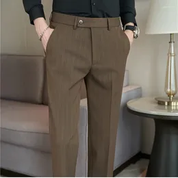 Erkek Suit 2023 Renk Dokunmuş Dokulu Çizgili Pantolon Elastik Pantolon İnce Uygun Konuklu Takım Lüks Authentic