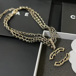 Ag0g Black Luxury Designer Pendant Exquisite Charm Love Gift Autumn New Girl Jewelry Retro Design Wedding Party High Quality Necklace