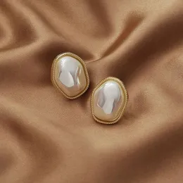 Stud Fashion Irregular Pearl Stud Earrings Female Trendy Retro Gold Color Simulated Pearl Earrings for Women Wedding Jewelry 231102