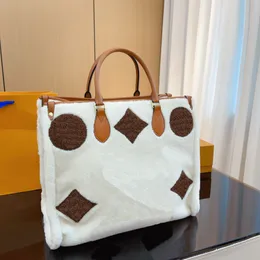 A sacola bolsa feminina designer cordeiros lã ombro sacos de compras moda bolsas clássicas com saco de pó