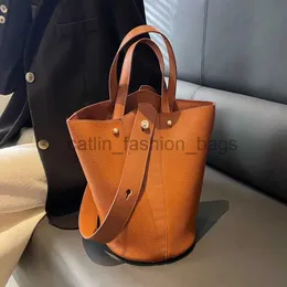 Bolsas de ombro Fasion Trending Marca Luxo Designer Bolsa Feminina e Balde Sólido Bolsa Feminina 2023 Crossbody Soul Bag Handbagcatlin_fashion_bags