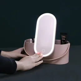 Kompaktowe lusterka Organizator makijażu z LED Light Mirror Portable Travel Makeup Cosmetics Organizator dotyk światła magazynowe makijaż H Joy 231102