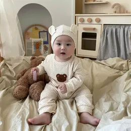 Overallsuits 2023 Herbst Baby Cartoon Strampler Hut geborene Kleidung Jungen Bären Jungensouder süße kleine Mädchen Baumwolle 0-24m