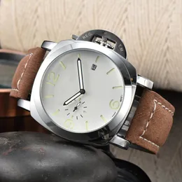 Novos relógios de pulso para homens 2023 Mens relógios três agulhas quartzo assistem marca de luxo de alta qualidade com função de calendário de borracha e cinta de couro