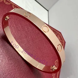 braccialetto da donna golg braccialetto personalizzato da uomo gioielli di marca gioielli di qualità Materiale in lega di titanio Braccialetti da donna resistenti allo sbiadimento resistenti al sudore