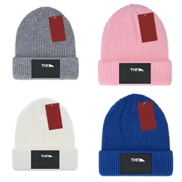 Designer Motorhaube Luxus Herren Beanie Manschettenstrick Hut Wolle verdicken Modusmütze EINFACHE CLASSION EIGLISCHE UNTERSCHULGE Gorros Frontbuchstaben Muster FA04