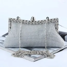 Axelväskor kväll guld koppling väska glitter pärla design elegant kvinna fest vintage mode brudväskan silver handväskor natt
