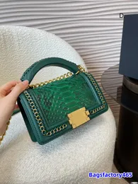 Python mönster läder väska lyx designer messenger väska handväska crossbody väska guldkedja ryggsäck stort märke kryddig mamma väska original hårdvarulogo 18k förgyllt 20 cm