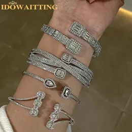Bangle Iced Out Bling Square Cubic Zirconia Tear Drop Sparking Geometric Pear CZ Open Justera Band Manschettarmband för kvinnor 231102