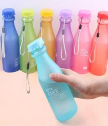 キャンディーカラー壊れやすいフロスト漏れ漏れプラスチックプラスチックケトル550ml BPAポータブルウォーターボトルヨガランニングキャンプ2950379