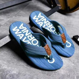 Gai qmaigie flip flops för märke sandaler mode sommar tofflor gummi utanför strand tofflor män 230403 gai