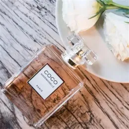 여성 Mademoiselle을위한 새로운 향수 Eau de Parfum Spray 3.4 fl. 온스. / 100ml parfums de luxe