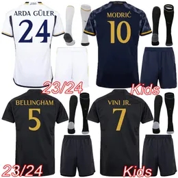 Real Madrid Jerseys Kids Kit 2023 2024 Home Away Third Boys Football Shirts 23 24 Real Madrid Bellingham Kroos Modrric Valverde Soccer Jersey Sporting Shirt Child Sets