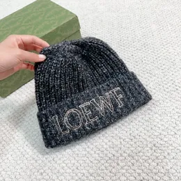 Beanie Hats Beanies Caps Cap Lowe Official Website 1 Version Luxury Designer Warm Ear Protection Cold Thick Wool Knitted Hat A0K1