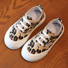 Athletic Outdoor Kids Sneakers 2021 Solid Leopard Print Rubber Bottom Soft Sole Comfy Fashion Canvas Shoes Jelly Casual Children Sneakers Girls W0329