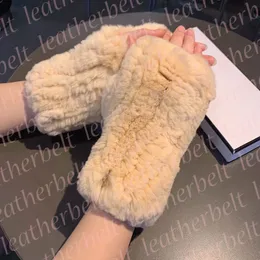 Zimowe rękawiczki dla kobiet luksusowe projektantki pluszowe puszyste rękawiczki na zewnątrz ciepłe wiatroodporne kaszmirowe rękawiczki bez palców