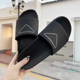 P Triângulo Prad Branco Triple Black Leather Slide Sandals para homem Mulher Slipper