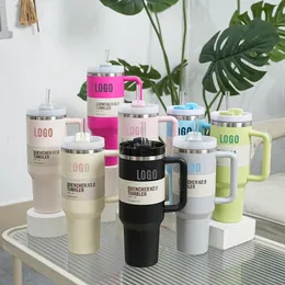 Tumblers Quencher H2.0 40oz rostfritt stål Tumblers koppar med silikonhandtag Lock Straw 2nd Generation Car Mugs Fortsätt dricka kallt vattenflaskor med logotyp