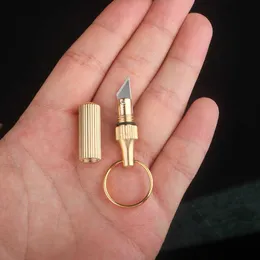 Mini-Messingkapsel-Taschenmesser Tragbares Überlebensmesser EDC-Werkzeuge Schlüsselanhänger Outdoor Survival Emergency Mini Pocket Cutting Tool