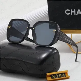 Designer solglasögon herrglasögon PC -lins Full Frame UV400 Sun Proof Womens Fashion Chanels Cha Nel Glasses Luxury Printing F Oversize Adumbral för strand utomhus