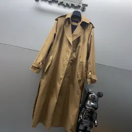 Kvinnors designer Trenchockar Vindrockar Lång vindbrytare Regntät Autumn Jackets Button Lattice Classic Style Lad Long Coat With Belt High Quality