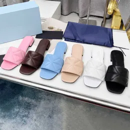 2023 Модный классический роскошный дизайнер -дизайнер с сандалией для женщин -сандалия мужчины резиновый слайд -сандал -футбол